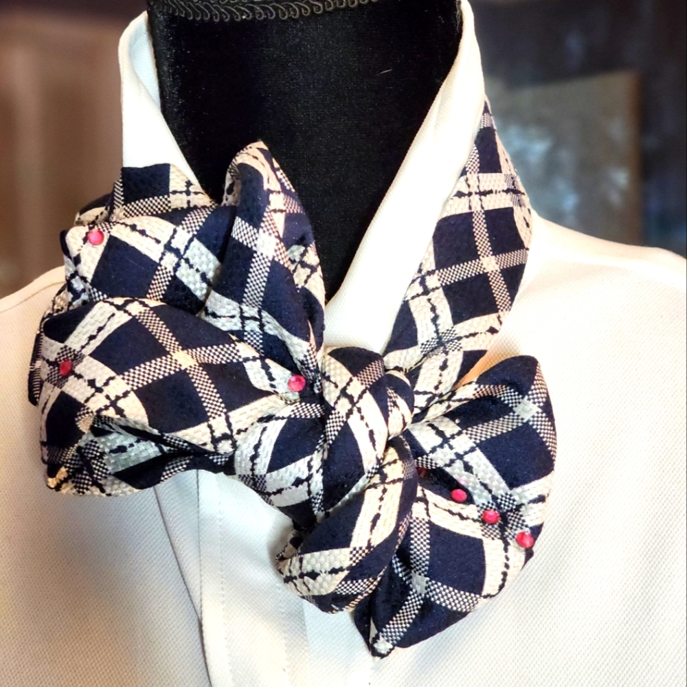 LANE Necktie Escarpe